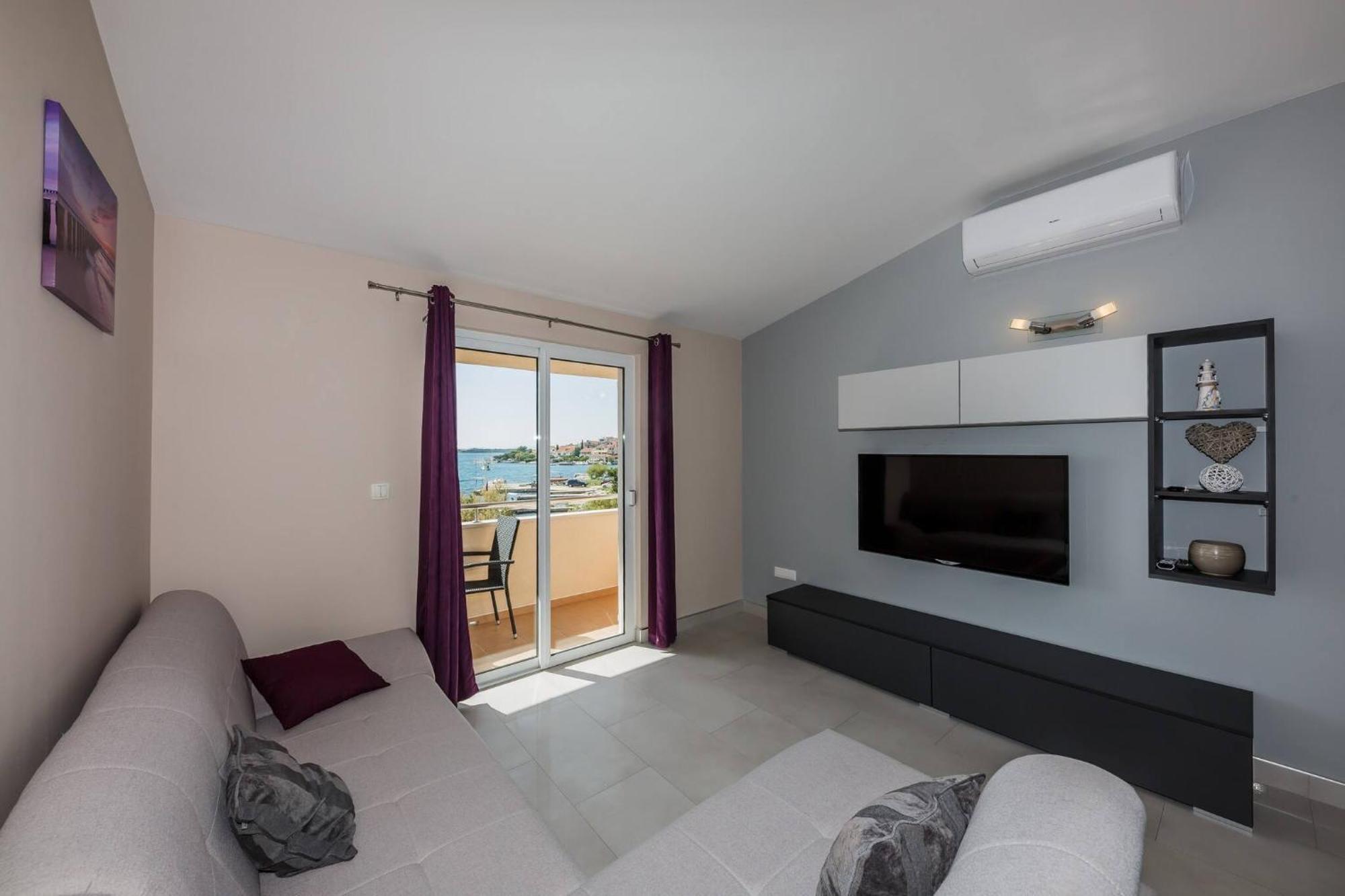 Apartmani Savin Бродарица Экстерьер фото